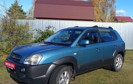 Hyundai Tucson III, 2005 год, 725 000 рублей, 2 фотография