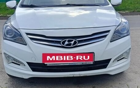 Hyundai Solaris II рестайлинг, 2016 год, 800 000 рублей, 4 фотография