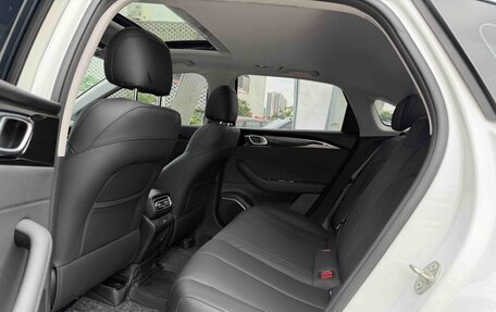 Geely Emgrand, 2026 год, 1 600 000 рублей, 9 фотография