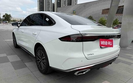 Geely Emgrand, 2026 год, 1 600 000 рублей, 6 фотография