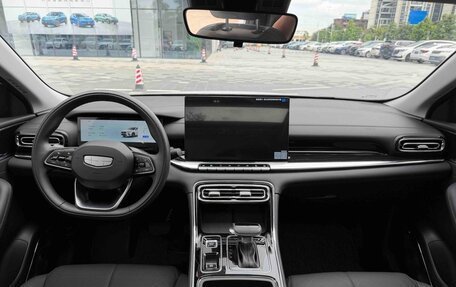Geely Emgrand, 2026 год, 1 600 000 рублей, 14 фотография