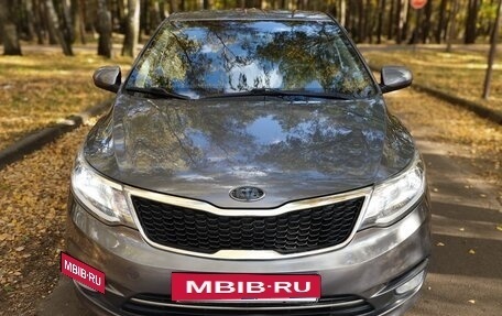 KIA Rio III рестайлинг, 2015 год, 1 200 000 рублей, 21 фотография