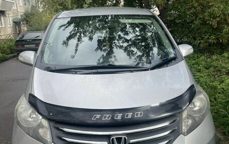 Honda Freed I, 2009 год, 825 000 рублей, 1 фотография