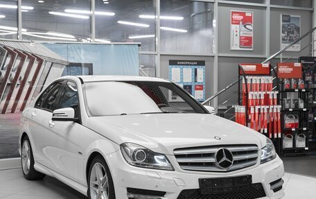Mercedes-Benz C-Класс, 2011 год, 1 349 000 рублей, 3 фотография