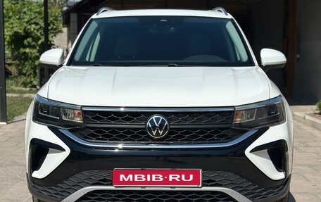 Volkswagen Taos, 2022 год, 1 900 000 рублей, 1 фотография