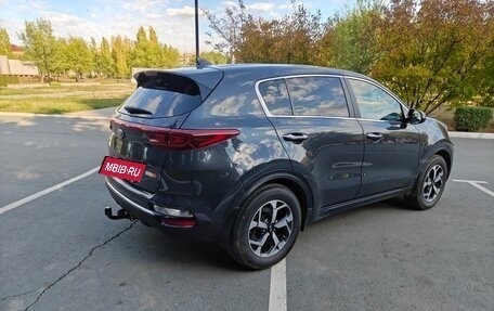 KIA Sportage IV рестайлинг, 2018 год, 1 880 000 рублей, 4 фотография
