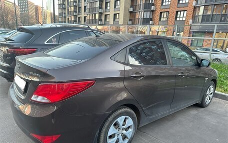 Hyundai Solaris II рестайлинг, 2015 год, 1 300 000 рублей, 2 фотография