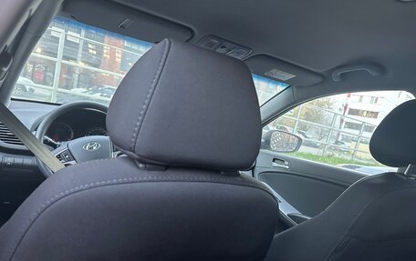 Hyundai Solaris II рестайлинг, 2015 год, 1 300 000 рублей, 12 фотография