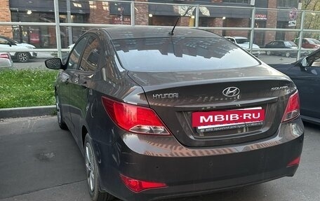 Hyundai Solaris II рестайлинг, 2015 год, 1 300 000 рублей, 5 фотография