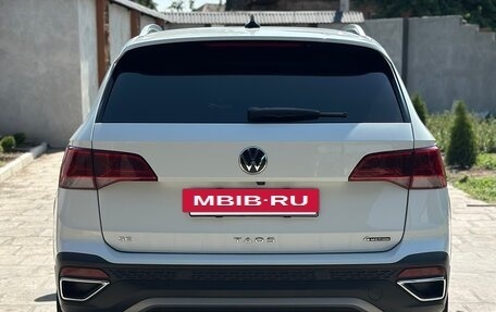 Volkswagen Taos, 2022 год, 1 900 000 рублей, 6 фотография