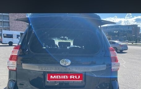 Toyota Land Cruiser Prado 150 рестайлинг, 2014 год, 3 300 000 рублей, 7 фотография