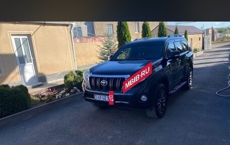 Toyota Land Cruiser Prado 150 рестайлинг, 2014 год, 3 300 000 рублей, 2 фотография