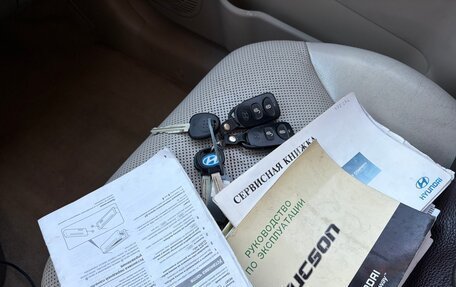 Hyundai Tucson III, 2006 год, 790 000 рублей, 32 фотография