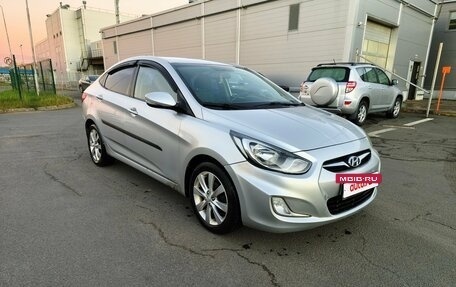 Hyundai Solaris II рестайлинг, 2011 год, 589 000 рублей, 3 фотография