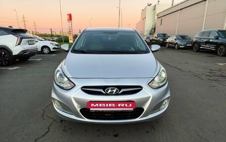 Hyundai Solaris II рестайлинг, 2011 год, 589 000 рублей, 2 фотография