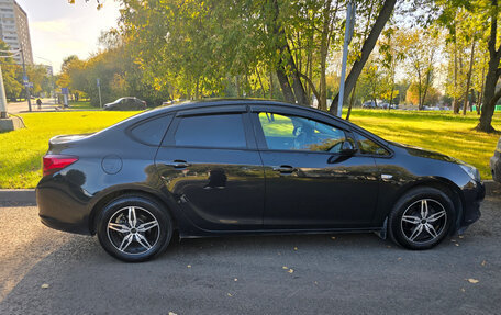 Opel Astra J, 2014 год, 1 200 000 рублей, 3 фотография