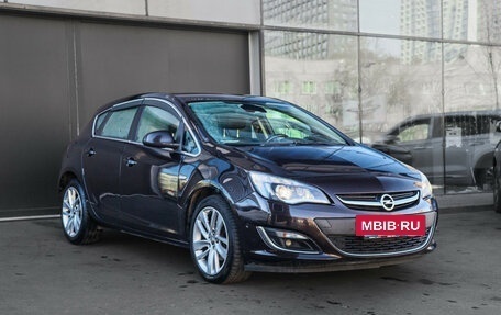 Opel Astra J, 2014 год, 1 200 000 рублей, 3 фотография