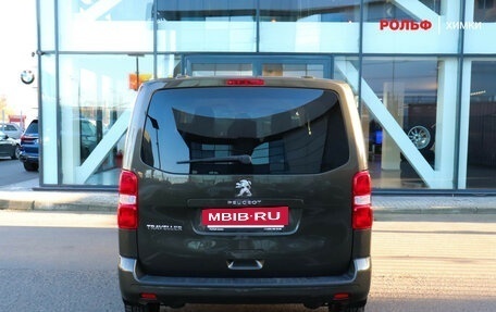 Peugeot Traveller I, 2018 год, 2 350 000 рублей, 5 фотография
