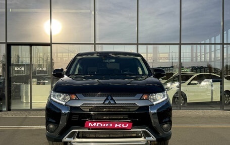 Mitsubishi Outlander III рестайлинг 3, 2018 год, 2 150 000 рублей, 4 фотография