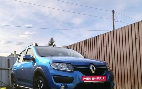 Renault Sandero II рестайлинг, 2018 год, 1 000 000 рублей, 12 фотография