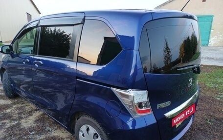 Honda Freed I, 2012 год, 840 000 рублей, 6 фотография
