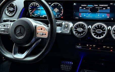 Mercedes-Benz GLB AMG, 2020 год, 4 650 000 рублей, 11 фотография