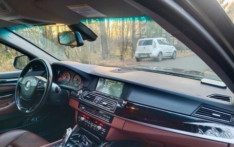 BMW 5 серия, 2011 год, 1 600 000 рублей, 8 фотография
