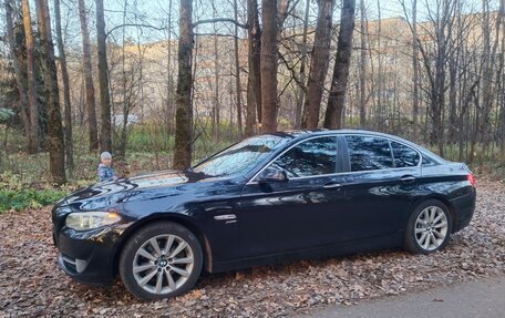 BMW 5 серия, 2011 год, 1 600 000 рублей, 13 фотография