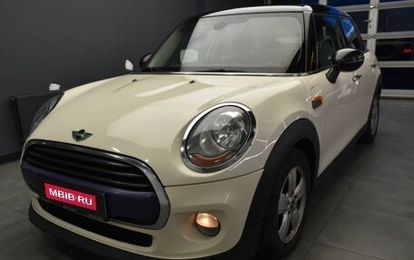 MINI Hatch, 2016 год, 1 367 000 рублей, 1 фотография