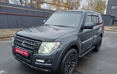 Mitsubishi Pajero IV рестайлинг 2, 2007 год, 1 490 000 рублей, 1 фотография