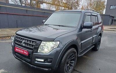 Mitsubishi Pajero IV рестайлинг 2, 2007 год, 1 490 000 рублей, 1 фотография