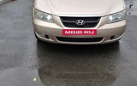 Hyundai Sonata VI, 2005 год, 650 000 рублей, 12 фотография