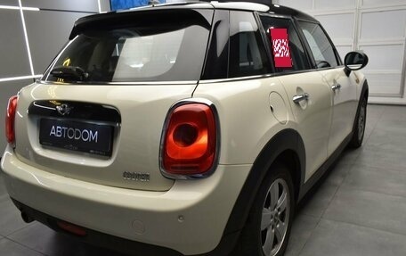 MINI Hatch, 2016 год, 1 367 000 рублей, 6 фотография