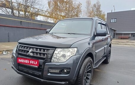 Mitsubishi Pajero IV рестайлинг 2, 2007 год, 1 490 000 рублей, 4 фотография
