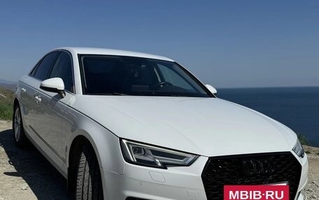 Audi A4, 2017 год, 1 900 000 рублей, 9 фотография