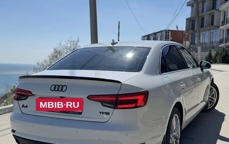 Audi A4, 2017 год, 1 900 000 рублей, 8 фотография