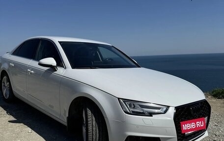 Audi A4, 2017 год, 1 900 000 рублей, 14 фотография