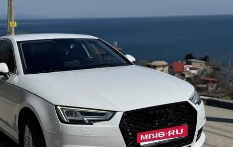 Audi A4, 2017 год, 1 900 000 рублей, 26 фотография