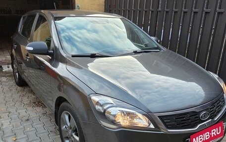 KIA cee'd I рестайлинг, 2011 год, 750 000 рублей, 1 фотография