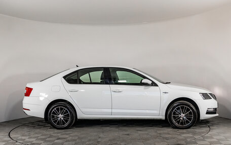 Skoda Octavia, 2018 год, 1 599 000 рублей, 4 фотография