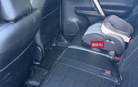 Toyota RAV4, 2018 год, 2 300 000 рублей, 11 фотография