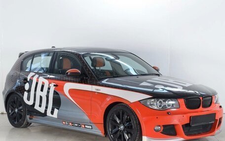 BMW 1 серия, 2005 год, 2 000 000 рублей, 39 фотография