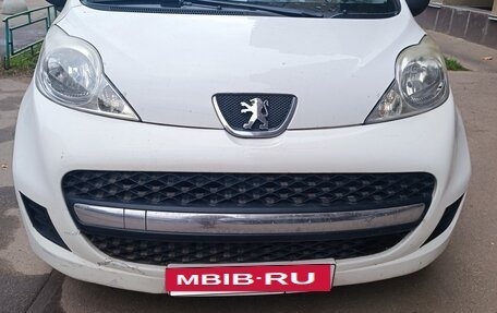 Peugeot 107 I рестайлинг, 2010 год, 500 000 рублей, 7 фотография