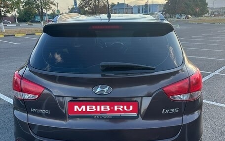 Hyundai ix35 I рестайлинг, 2012 год, 1 010 000 рублей, 4 фотография