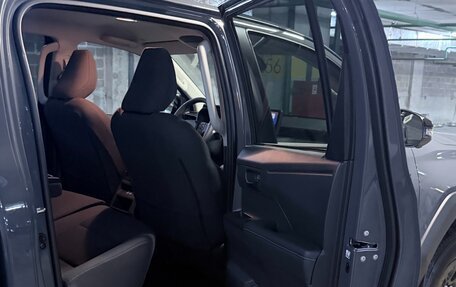 Toyota Hilux, 2026 год, 7 550 000 рублей, 24 фотография