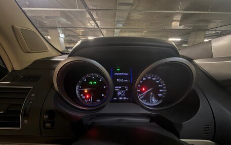 Toyota Land Cruiser Prado 150 рестайлинг, 2014 год, 2 880 000 рублей, 8 фотография