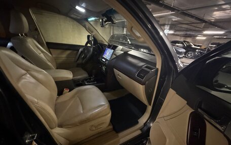 Toyota Land Cruiser Prado 150 рестайлинг, 2014 год, 2 880 000 рублей, 10 фотография