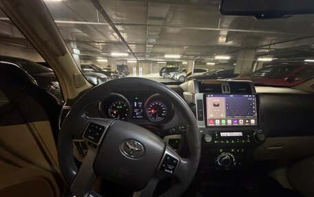 Toyota Land Cruiser Prado 150 рестайлинг, 2014 год, 2 880 000 рублей, 7 фотография
