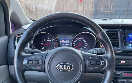 KIA Carnival III, 2016 год, 2 399 000 рублей, 17 фотография