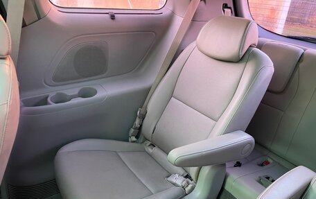 KIA Carnival III, 2016 год, 2 399 000 рублей, 33 фотография